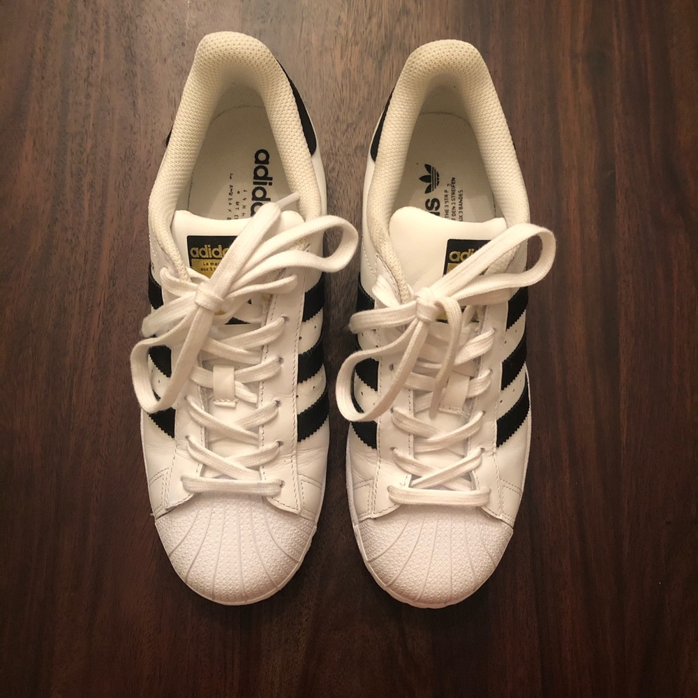 adidas superstars